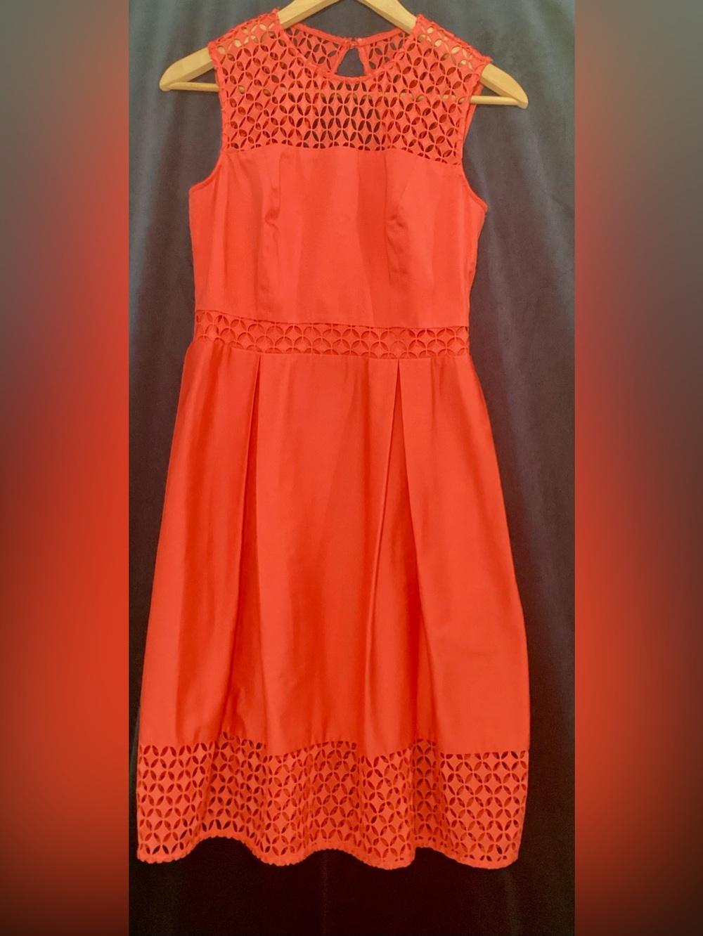Klein Coral Geometric Lace Sleeveless Dress - Size 4